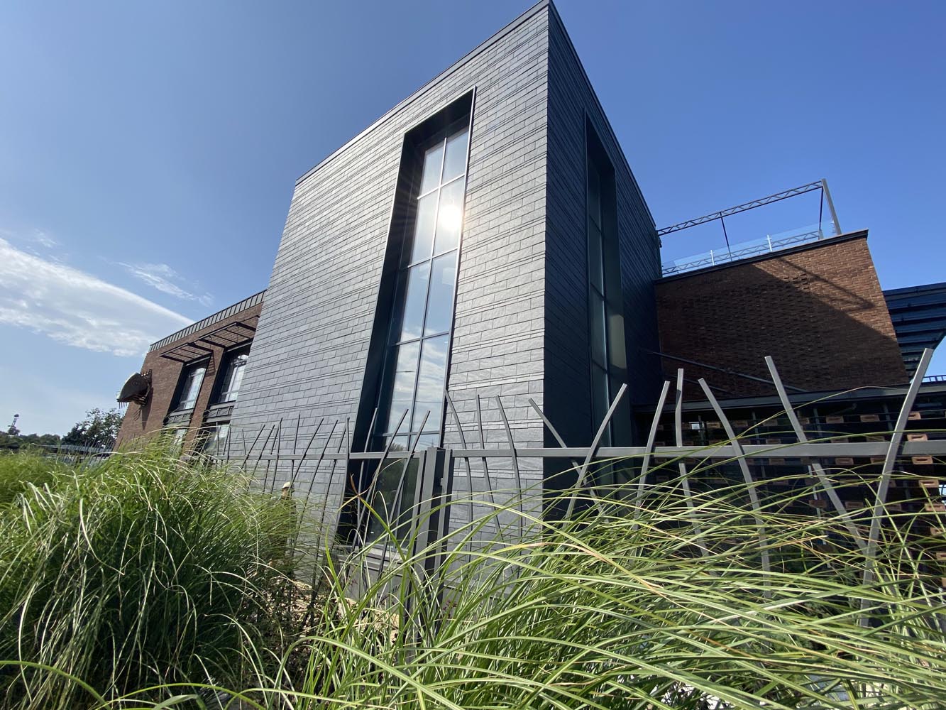 Фасад из сланца Samaca. Новости компании "Dafa"